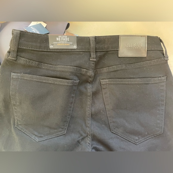 NWT Hollister No Fade Black Distressed Destroyed Athletic Skinny Jeans, 31 X 32 - Picture 9 of 12